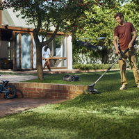 Husqvarna Aspire™ T28-P4A с батерия и зарядно