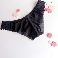 Луксозна дамска бразилиана Plum от дантела и еластичен тюл