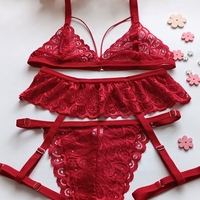 Луксозен комплект дамско бельо Red Alisa