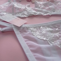 Луксозен комплект White pearl