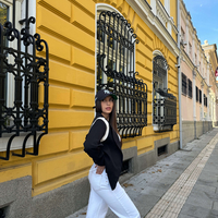 Карго дънки в бяло