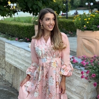 Флорална рокля