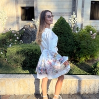 Флорална рокля с колан