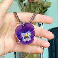 Чоукър с Теменужка