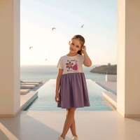 Рокля с цвете в лилаво