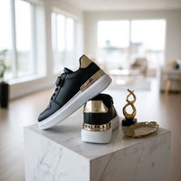 Спортно- елегантни обувки