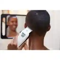 Машинка за подстригване на коса с кабел WAHL Home Pro 200