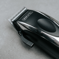 Машинка за подстригване на коса с кабел WAHL Home Pro 9243-2616