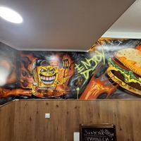 Рисувани стени на заведение