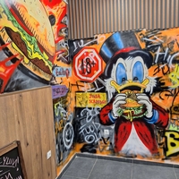 Рисувани стени на заведение