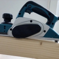 НЕМСКО Гредово Ренде Електрическо WERSTIL 82мм. 800W + ЛЕД ФЕНЕР