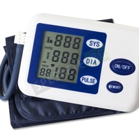 НЕМСКИ Апарат за измерване на кръвно налягане Стандарт за над лакът + ЛЕД ФЕНЕР