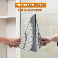 НЕМСКО Мултифункционална метла - гребло 2 в 1, Извънредно дългата дръжка + ЛЕД ФЕНЕР