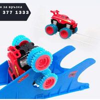 НЕМСКИ Чудовищен Комплект за Трикове Trix Trux- коли, писта и рампи + ЛЕД ФЕНЕР