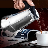 НЕМСКИ Италианска кафеварка инокс за 12 чаши кафе, 600мл, 3 части + ЛЕД ФЕНЕР