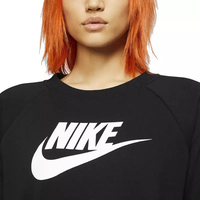 NIKE SPORTSWEAR ESSENTIAL