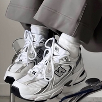 NEW BALANCE 530