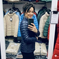 Преходно яке в тъмно синьо