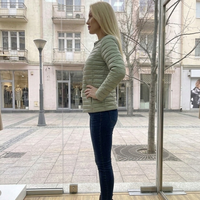 Преходно яке с перли