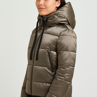 Металическо дамско яке с качулка