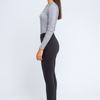 Дамски панталон с елегантна свободна кройка