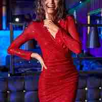 Празнична рокля с пайети в червен цвят