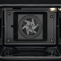 Готварска печка с керамичен плот AEG CCB6446CBM