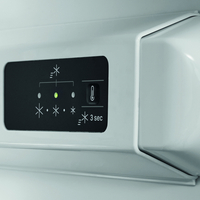 Хладилник с фризер Indesit LI9 S2E W 1