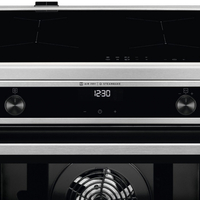 Готварска печка с керамичен плот AEG CIB6643BBM