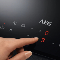 Плот за вграждане AEG HRB32310CB
