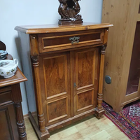 Шкаф от масивно светло дърво Biedemeier Vertico