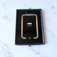 Смарт нощен шкаф с безжично зареждане, стерео тонколона, USB А & USB C порт и LED осветление (Цвят: Тъмно Сив с текстура), Модел: 826