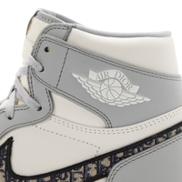 Air Jordan 1 x Dior (Full Box)