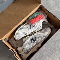 New Balance 204L “Silver Metallic”