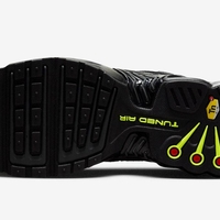 NIKE AIR MAX PLUS TN III 