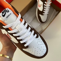SB Dunk Low ''Crushed D.C.''