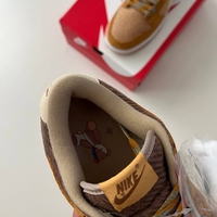 Dunk Low SE ''Teddy Bear Praline''