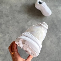 Hoka Bondi “Triple White”