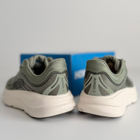 Hoka bondi 9 "Green"