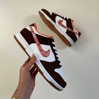SB Dunk Low ''Crushed D.C.''