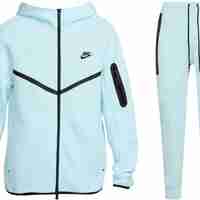 Nike Tech Fleece 