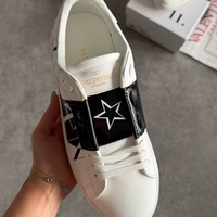 Valentino Garavani Open Star – Black/White