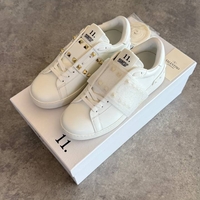 Valentino Garavani Rockstud Untitled Sneaker