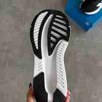 Adistar 3 “Black/White”
