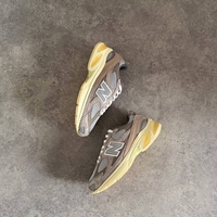 New Balance 2010 “Grey Day”