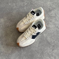 New Balance 327 “Moonbeam”