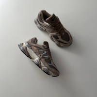 New Balance 9060 Mushroom