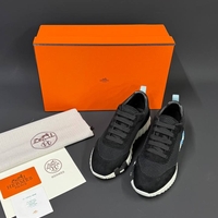 Hermès Bouncing Sneaker „in graphic mesh and suede goatskin“