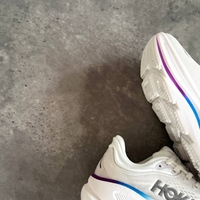 HOKA Bondi “White”