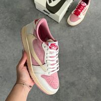 TRAVIS SCOTT X AIR JORDAN 1 AJ1 LOW - SHY PINK